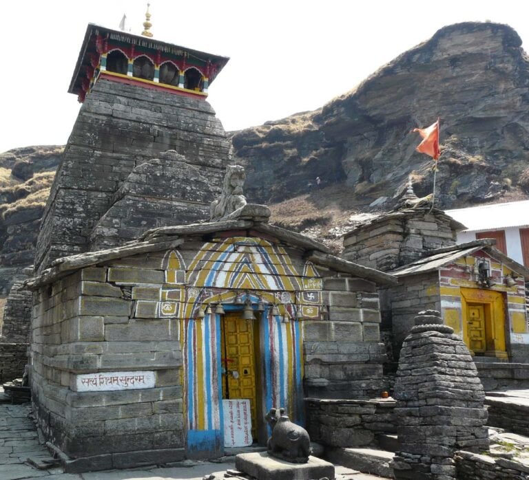 Trekking in Chopta Uttarakhand near Tungnath Temple